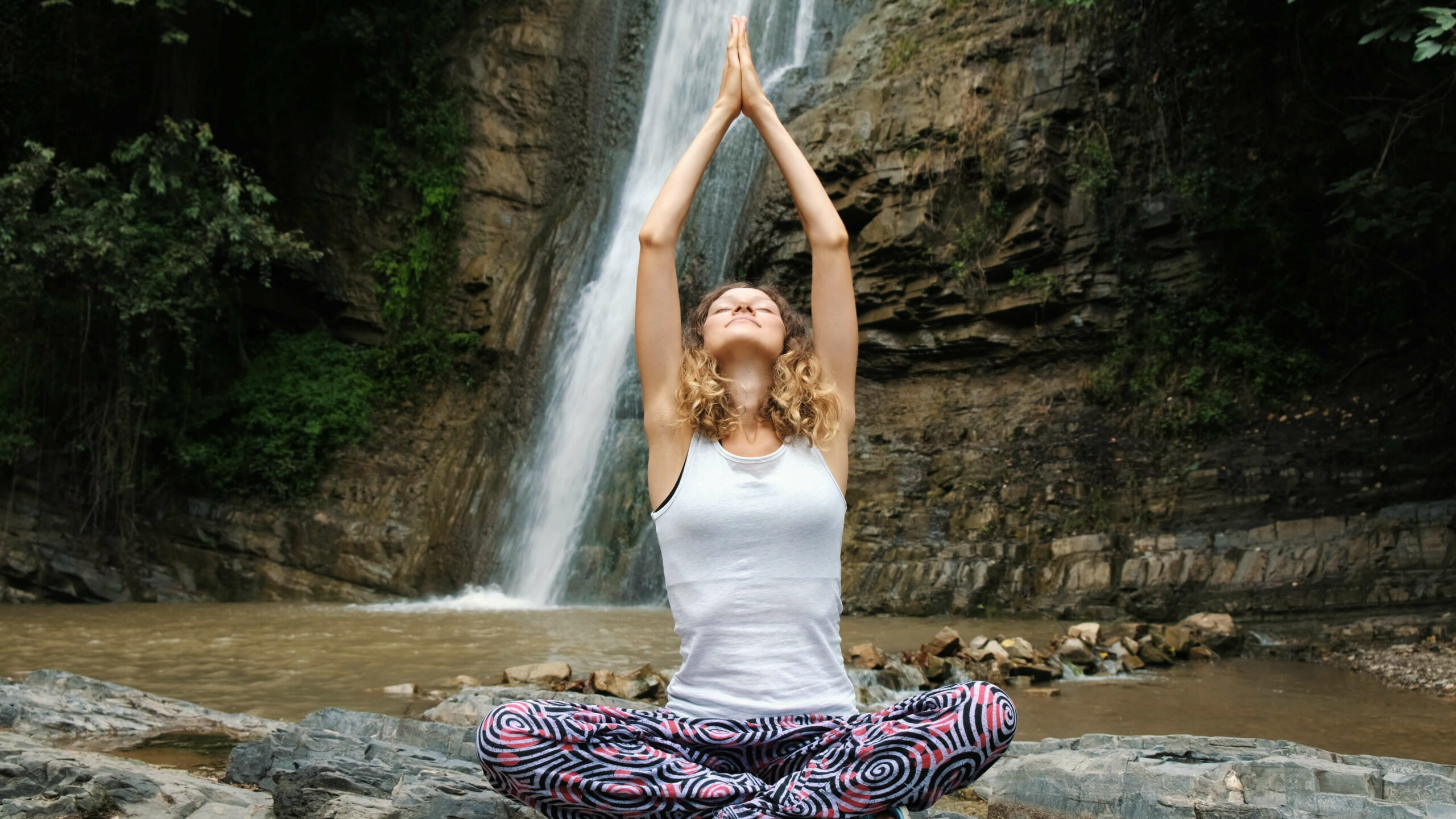 “Glow-cations”: Summer Wellness in 2026